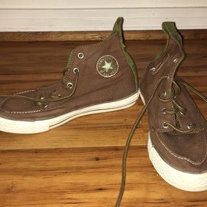 Barely worn brown and green converse